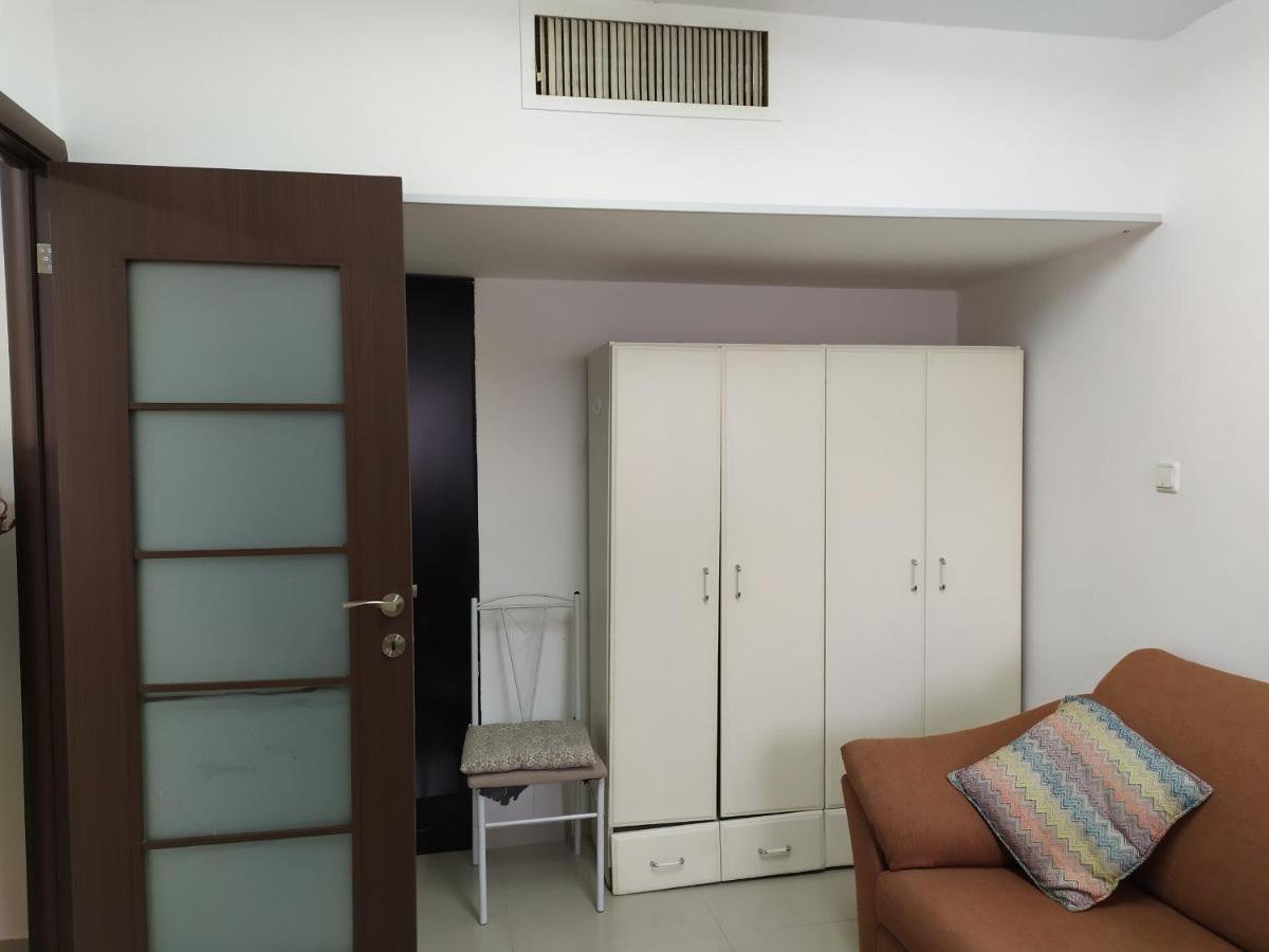 Nelly'S Housing Unit Apartamento Eilat Exterior foto